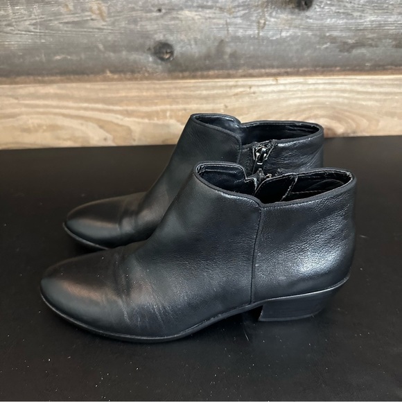 Sam Edelman Petty Leather Zippered Low Heel Ankle Bootie Black Size 7.5 M - Picture 4 of 13